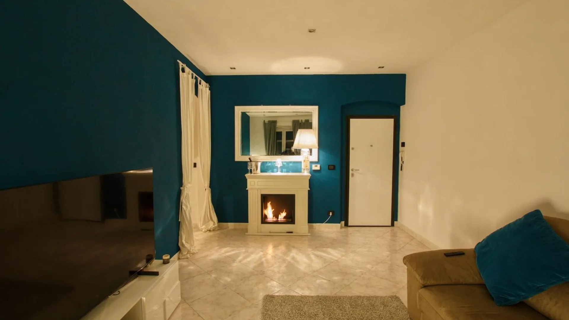 Apartament La Casa Di Alice Livorno Włochy